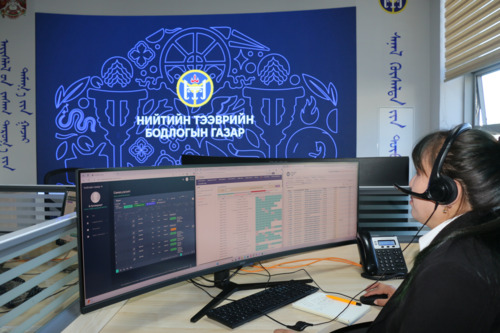 Автобусны буудал дээрээ зогсоогүй жолооч нарыг торгов